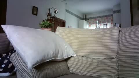 Snapshot of lolahueso chatting on 02/16/26, 09:16 LOLA HUESO y ERIC online show from 02/16/26, 09:16