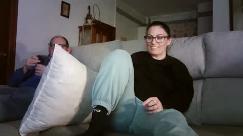 LOLA HUESO y ERIC online show from 03/10/26, 04:01