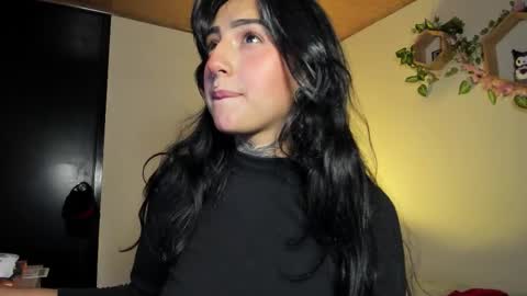 Lola online show from 02/14/26, 04:31