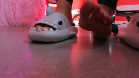 lolalemona online show from 12/18/24, 06:25