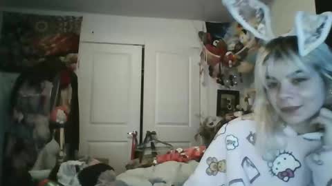 Snapshot of lolalixx6969 chatting on 01/04/25, 12:16 Lola Lixx online show from 01/04/25, 12:16