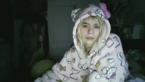 Snapshot of lolalixx6969 chatting on 01/07/25, 11:48 Lola Lixx online show from 01/07/25, 11:48