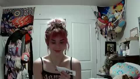 Snapshot of lolalixx6969 chatting on 01/31/25, 10:31 Lola Lixx online show from 01/31/25, 10:31