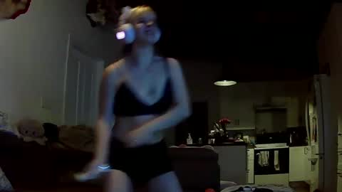 Snapshot of lolalixx6969 chatting on 10/04/25, 06:44 Lola Lixx online show from 10/04/25, 06:44