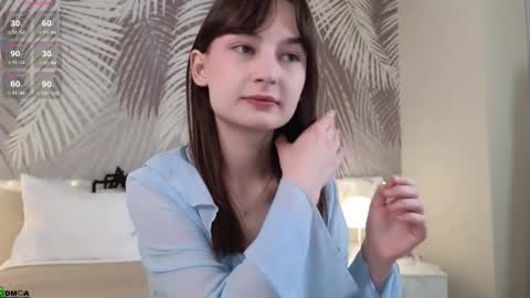 Lola online show from 10/25/25, 01:35