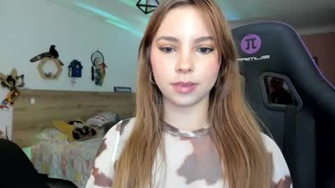 Lola doll online show from 06/15/26, 04:42