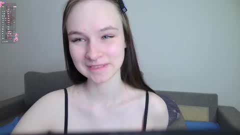 Lola online show from 03/06/26, 02:19