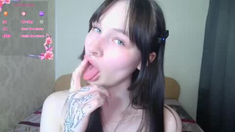 Lola online show from 05/31/26, 08:43