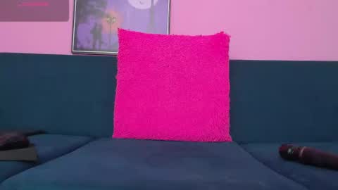 camila online show from 03/05/25, 12:11