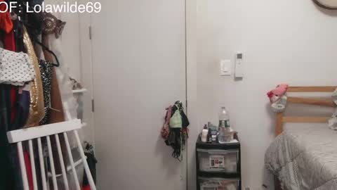 Lolita Wildes Back  online show from 09/16/25, 04:13