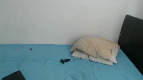 Snapshot of lolitabauer2 chatting on 02/08/26, 01:47 Sascha Bauer online show from 02/08/26, 01:47