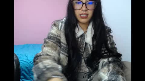 Lolita  online show from 06/05/26, 03:57