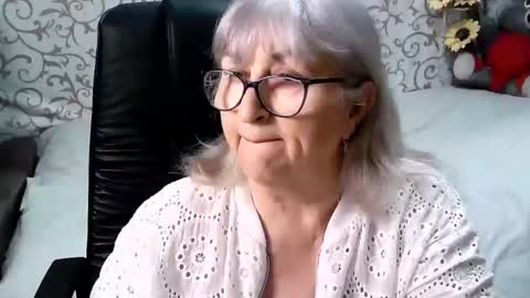 LolkaAlyss online show from 02/19/25, 08:20