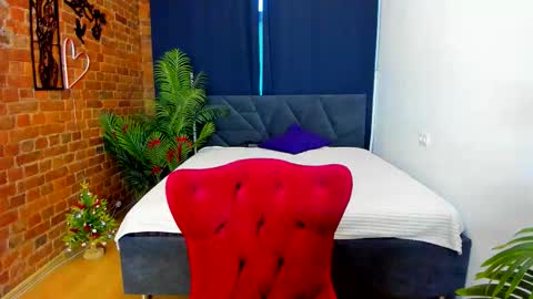 Lolla online show from 12/21/25, 07:37