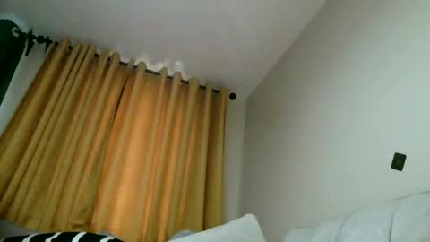 zuri online show from 02/18/25, 09:54