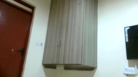 zuri online show from 03/10/25, 05:54