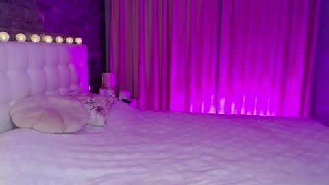 Victoria online show from 02/13/26, 04:58