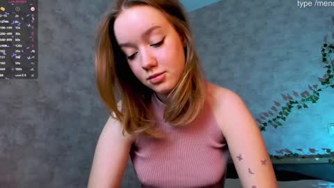 Mia online show from 12/05/24, 02:11