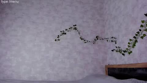 Mia online show from 11/09/25, 05:28