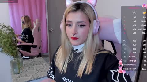 Lolly  online show from 12/30/24, 03:03