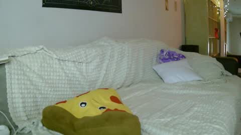 Lilly online show from 12/24/24, 05:23