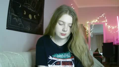 Lilly online show from 12/25/24, 02:02