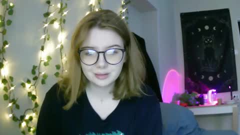 Lilly online show from 03/03/25, 02:26