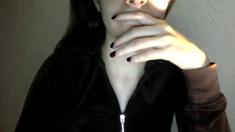 agnes online show from 12/09/24, 10:09