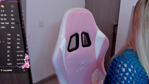 Lolly online show from 12/26/24, 01:32