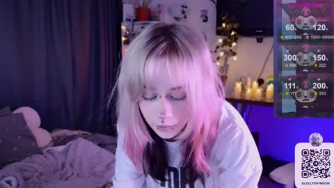 Lolly   online show from 12/09/24, 01:51