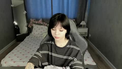 Loly online show from 05/05/26, 01:13