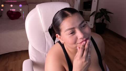loly_marce online show from 09/12/25, 09:04