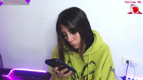 Loly  online show from 04/18/26, 09:13