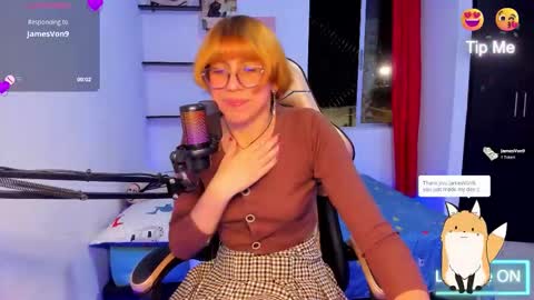 L O L Y online show from 10/24/25, 03:03