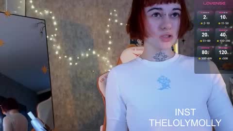 Molli online show from 12/04/25, 11:08