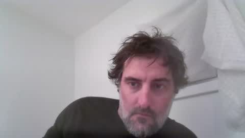 THE SEXIEST MAN ALIVE online show from 10/28/25, 04:16