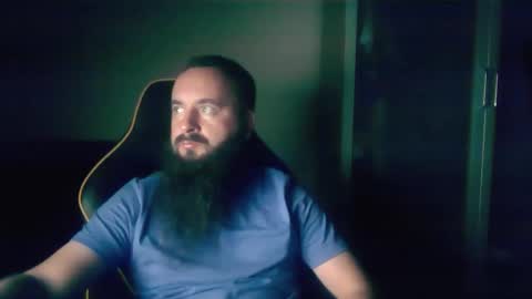 london_man1988 online show from 11/19/25, 07:03