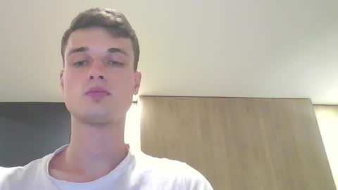 london_tomy online show from 09/26/25, 12:03