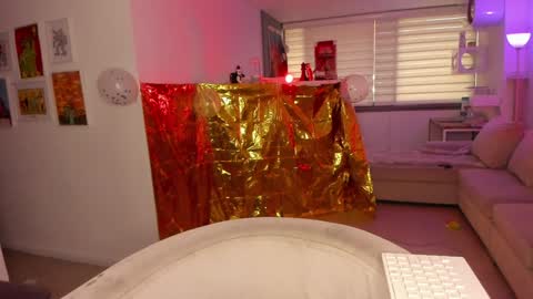 SABRINA online show from 01/02/25, 10:11