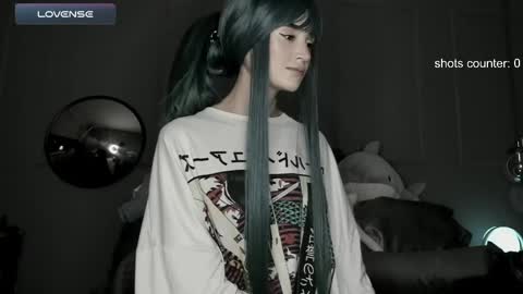 Snapshot of lonelly_lolly98 chatting on 05/09/26, 01:11 SABRINA online show from 05/09/26, 01:11