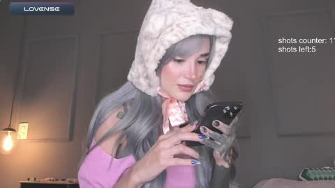 Snapshot of lonelly_lolly98 chatting on 05/15/26, 11:34 SABRINA online show from 05/15/26, 11:34