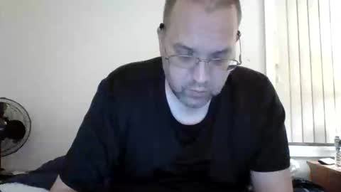 Lonely Man online show from 06/05/26, 07:58