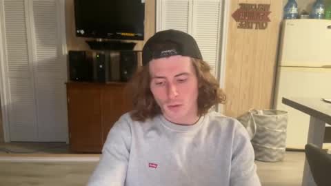 Snapshot of lonewolfffy chatting on 10/29/25, 10:00 Lonewolfffy online show from 10/29/25, 10:00