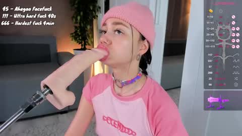 Snapshot of loney__tunes chatting on 02/25/25, 12:58 Shy EvaStreams are everyday 9 AM - 3 PM GMT 3 online show from 02/25/25, 12:58