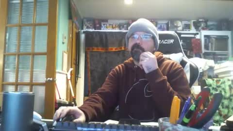 Snapshot of longandcut99 chatting on 12/22/25, 04:26 longandcut99 online show from 12/22/25, 04:26