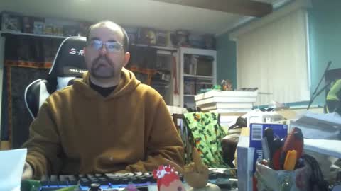 Snapshot of longandcut99 chatting on 03/27/26, 02:06 longandcut99 online show from 03/27/26, 02:06