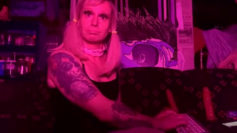 Snapshot of longbeachcd69 chatting on 02/15/25, 07:06 longbeachcd69 online show from 02/15/25, 07:06