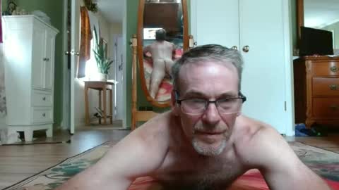 Snapshot of longbowrider555 chatting on 06/18/26, 05:17 Jeff online show from 06/18/26, 05:17