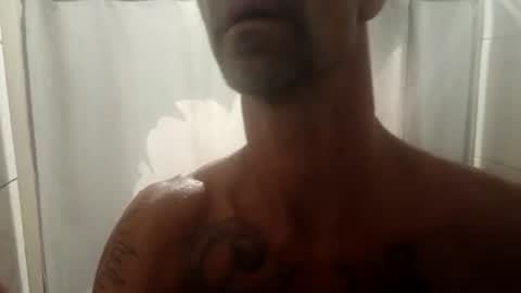 Snapshot of longdonglouie47 chatting on 09/10/25, 08:47 longdonglouie47 online show from 09/10/25, 08:47