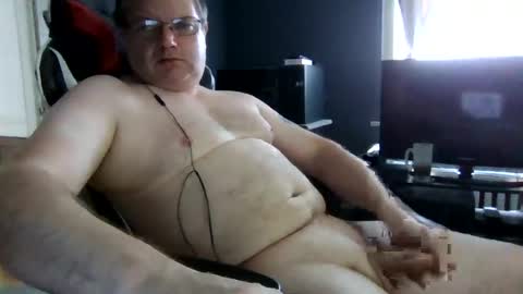 Snapshot of longndeep75 chatting on 07/28/26, 06:42 longndeep75 online show from 07/28/26, 06:42